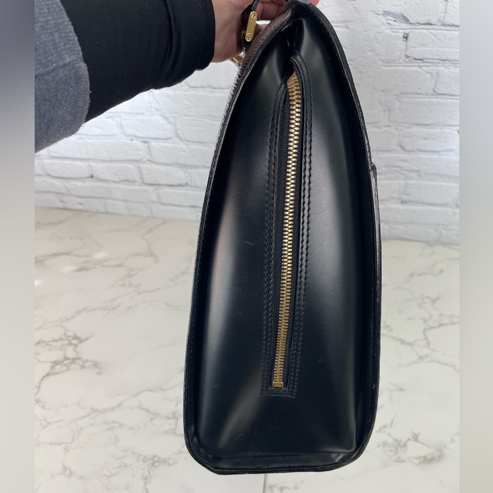❗️SOLD❗️Louis Vuitton Sorbonne Briefcase Bag in Black Epi Leather - Picture 4 of 9